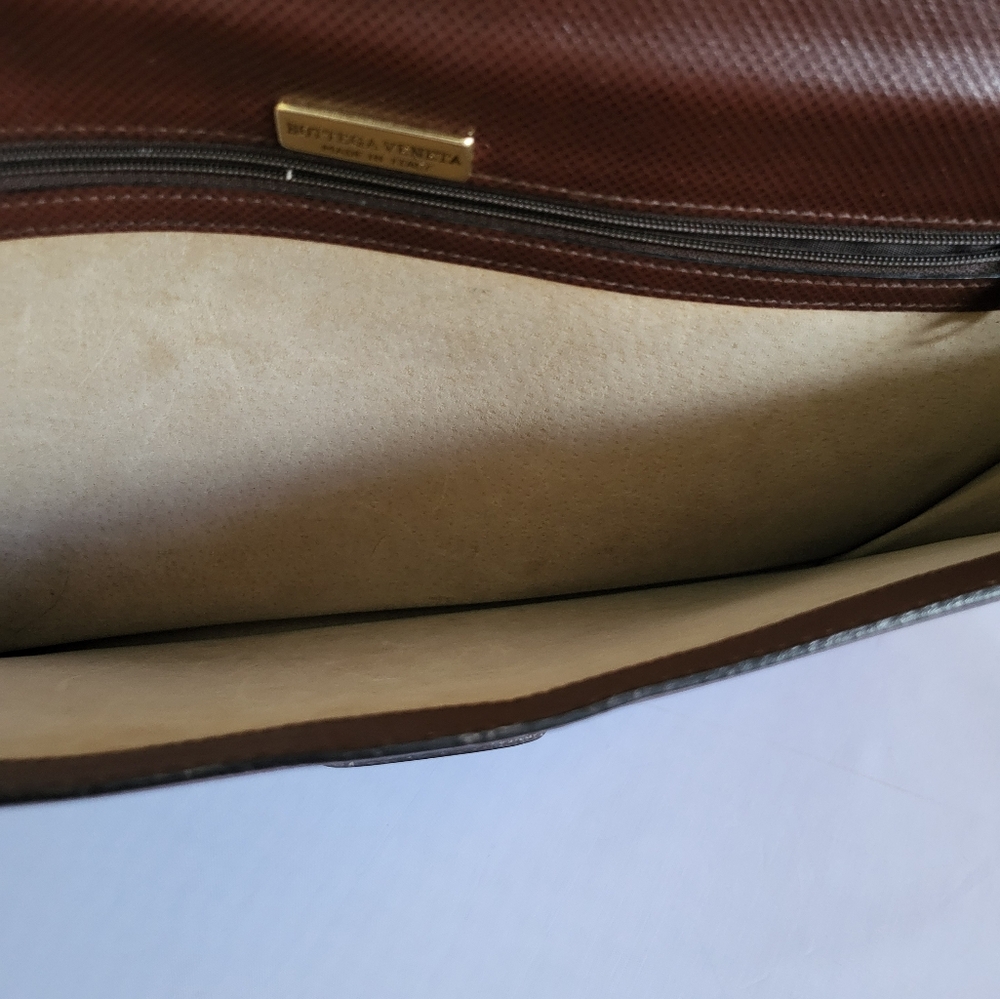 Bottega Veneta Leather Portfolio - Picture 7 of 8
